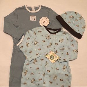 Adorable long sleeved pajama onesies 6-9m